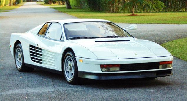 Ferrari Testarossa de Miami Vice à venda