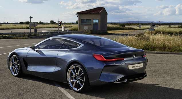 BMW Série 8 Concept, a reforma do passado (vídeo)