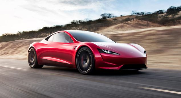 Tesla Roadster regressa para esmagar!