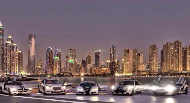 Os 20 carros mais espetaculares da Polícia do Dubai