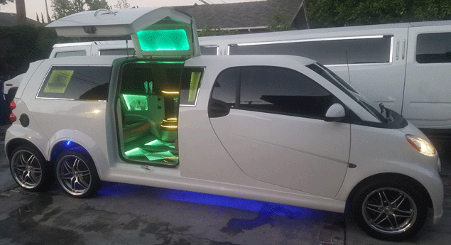 Smart ForTwo limousine, o carro mais estranho que vai ver hoje