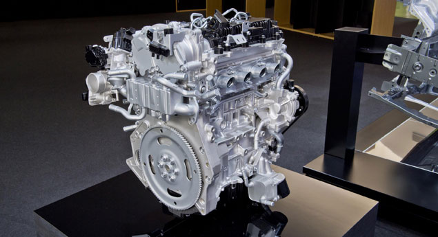 Mazda revela segredos do motor revolucionário SkyActiv-X