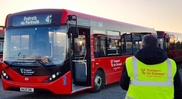Reino Unido. ADL fornece 92 autocarros à Go-Ahead