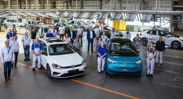 Volkswagen produz último automóvel de combustão em Zwickau. Agora, só elétricos!