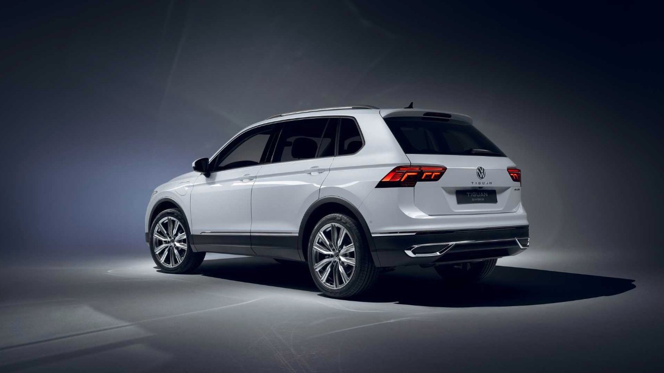 A próxima geração do Volkswagen Tiguan terá não apenas uma versão híbrida plug-in, como também 100% elétrica