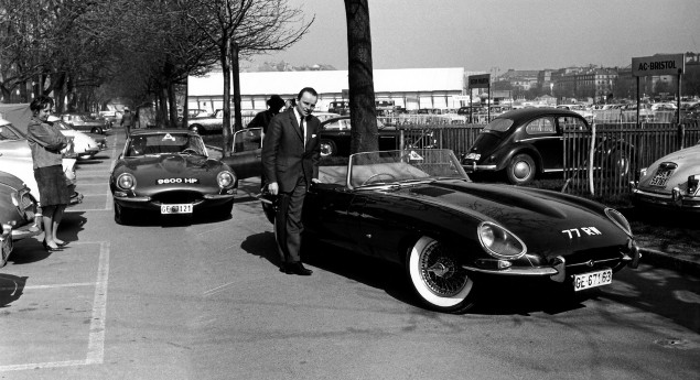 Jaguar celebra 60.º aniversário do E-Type com edição de aniversário… a pares