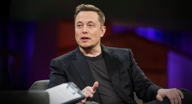 Tesla. Musk faz depender maior aposta na IA de mais poder de voto