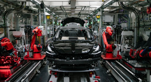 Tesla prepara aumento da produção na fábrica de Berlim