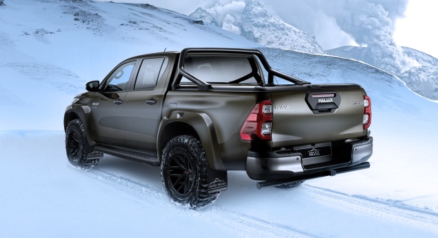 Artic Trucks reforça imagem radical da nova Toyota Hilux