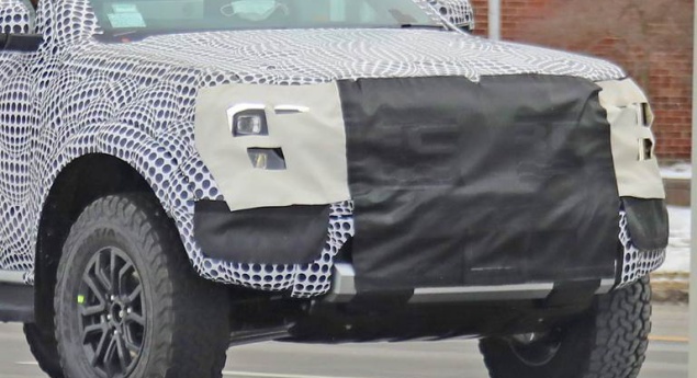 Ford Ranger. Nova geração terá versão híbrida plug-in com 367 cv