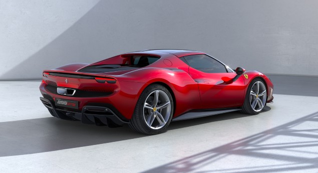 Acusada de “copiar” a Maserati. Ferrari faz a defesa do seu V6 híbrido