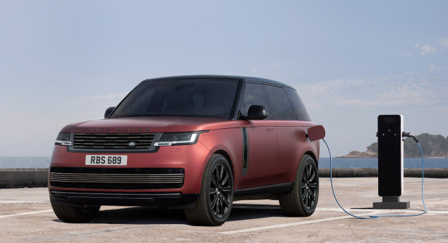 Versão EV chega em 2024. Land Rover apresenta nova geração Range Rover