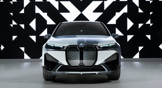 No CES 2022. BMW apresenta o iX capaz de mudar de cor!