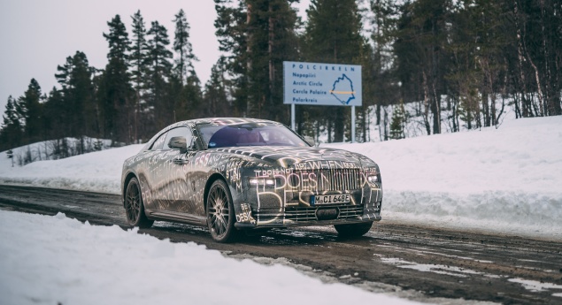 Rolls-Royce Spectre enfrenta as condições extremas do Ártico