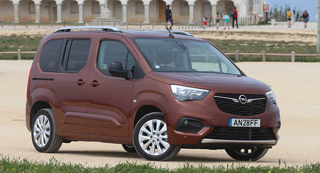 Opel Combo-e Life Elegance Plus