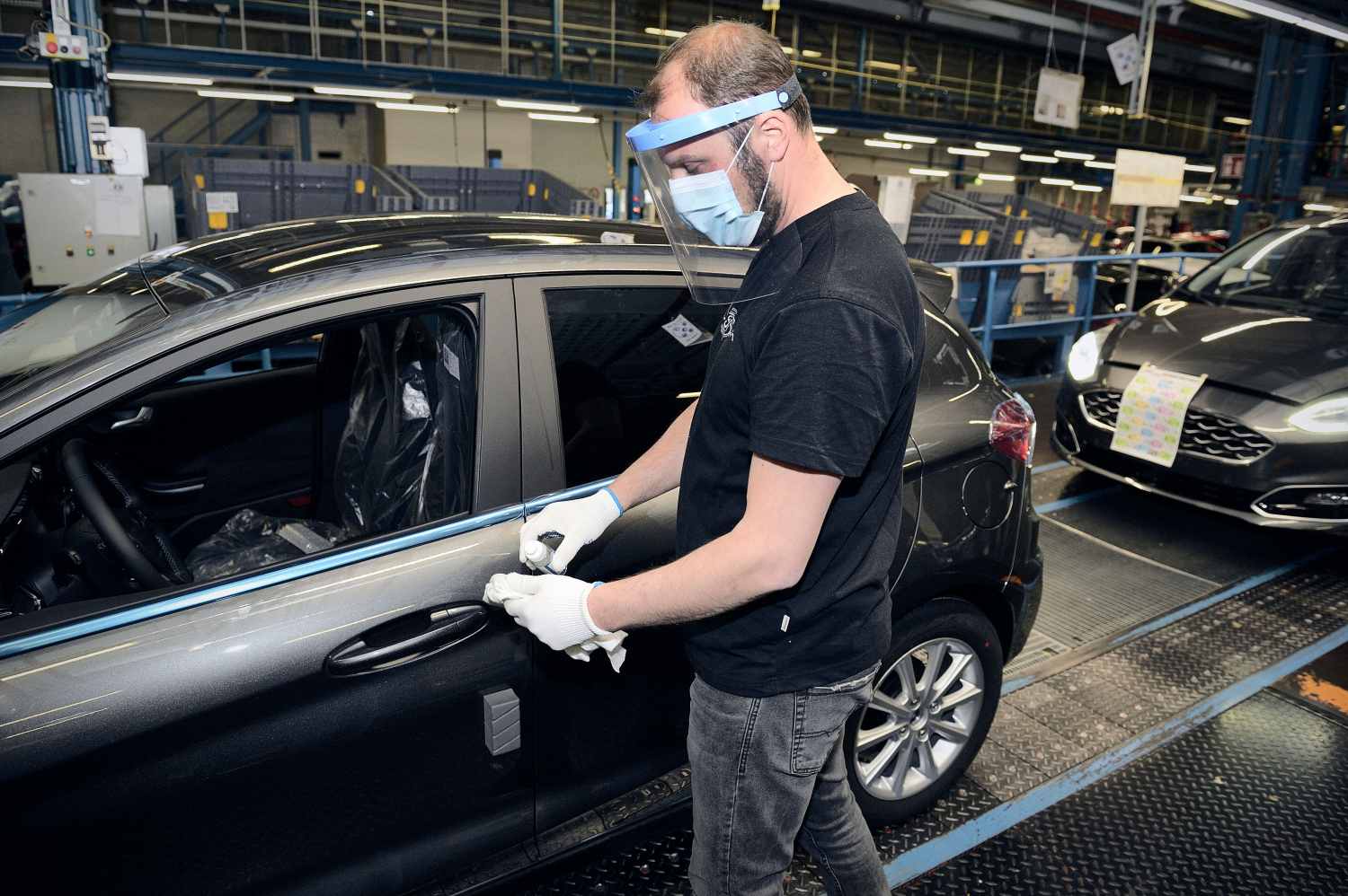 A Ford prepara-se para dispensar mais de metade da sua força trabalhadora na Europa