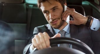 Multa por manuseamento de telemóvel durante a condução