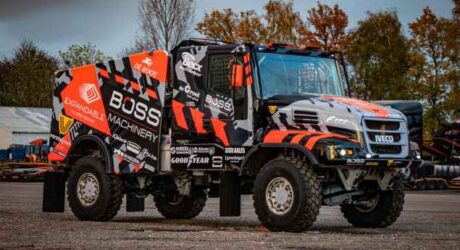 Quatro camiões. Iveco patrocina duas equipas do Dakar 2023