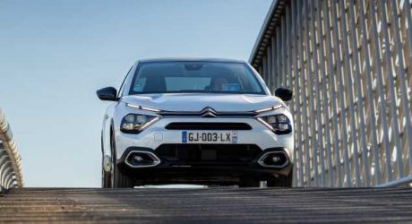 Citroën aumenta potência e autonomia do ë-C4 e ë-C4 X