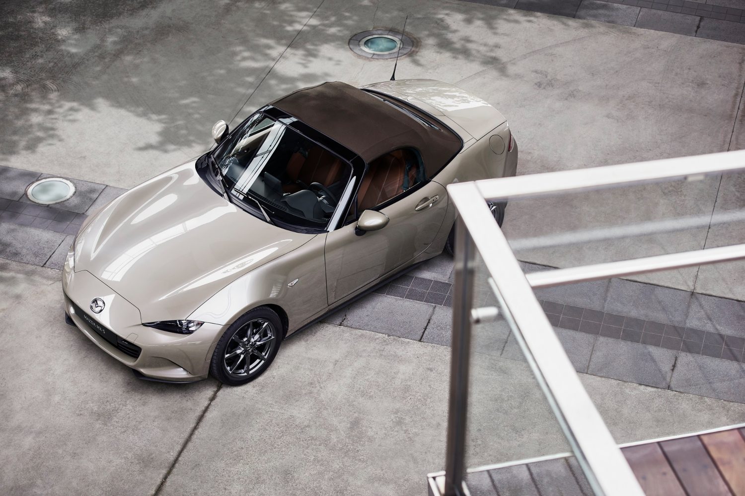 Com novas cores, também de capota, as novas versões especiais do Mazda MX-5 apostam na exclusividade e visual distinto