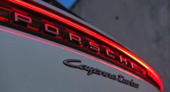 SUV mais potente da Porsche é o Cayenne Turbo E-Hybrid com 739 cv