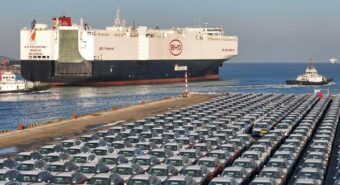 Crise à vista! Fluxo de carros importados chineses está a saturar portos europeus